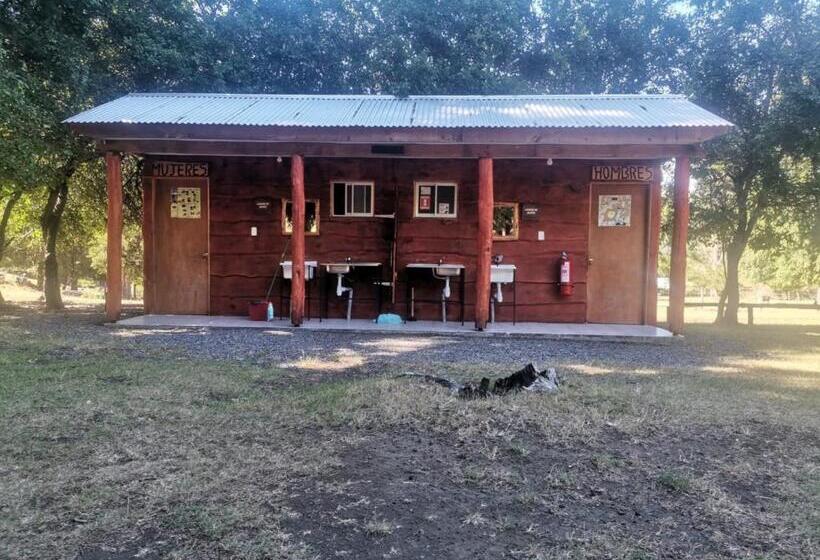 هتل Refugio Kiñeco