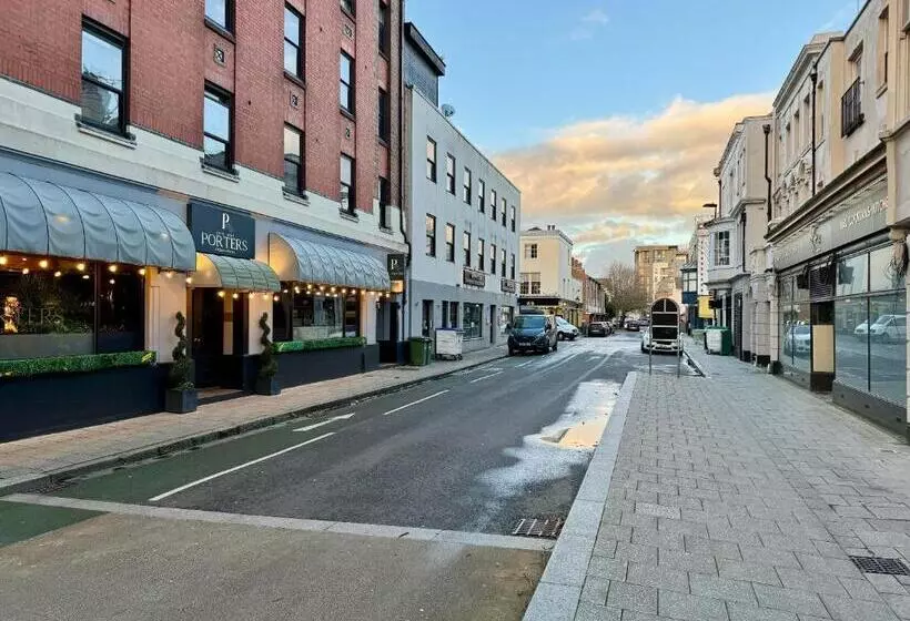 ホテル Seafarers Stays