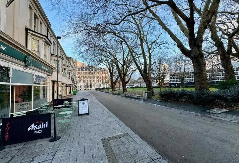 ホテル Seafarers Stays