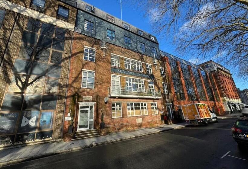 בית מלון כפרי Seafarers Stays