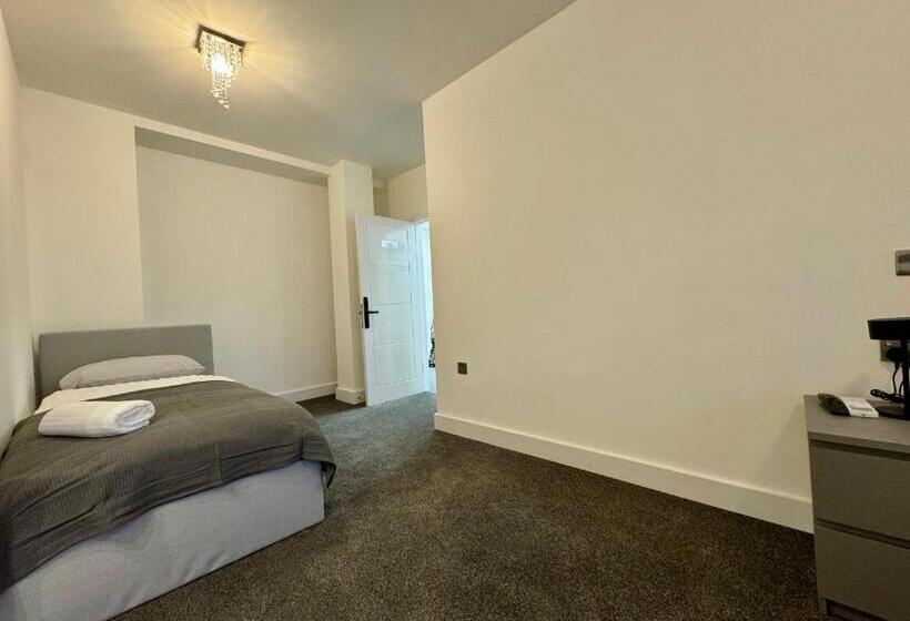 בית מלון כפרי Seafarers Stays