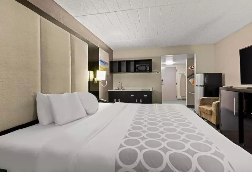 ホテル Suburban Studios