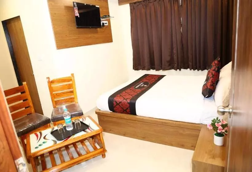 Hotelli Yuvika Residency