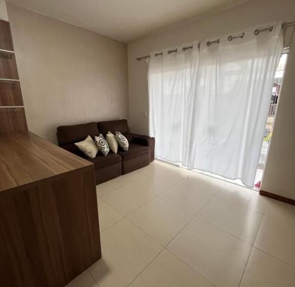 بنسيون Casinha Na Praia