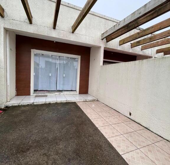 بنسيون Casinha Na Praia