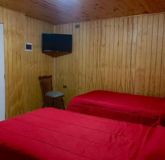 ペンション Hostal Riposo