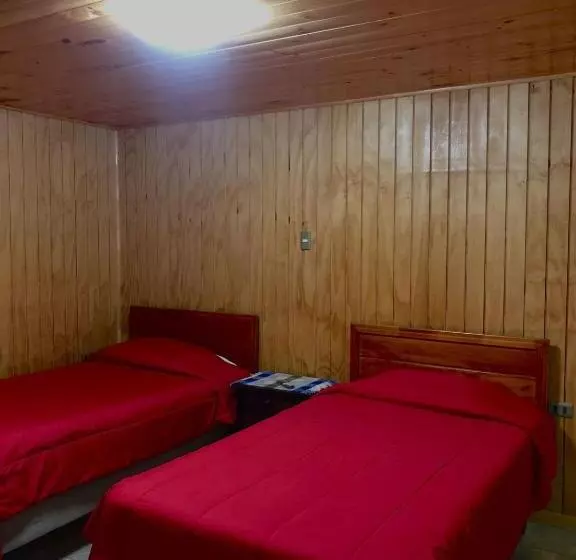 ペンション Hostal Riposo