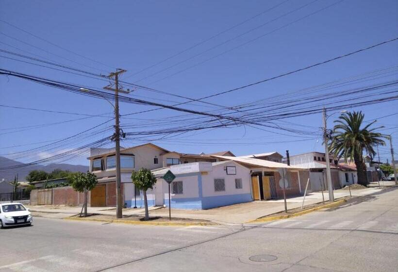 پانسیون Hostal Riposo