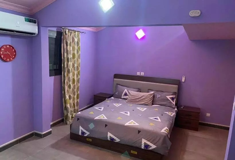 پانسیون The Landing Lodge Abidjan