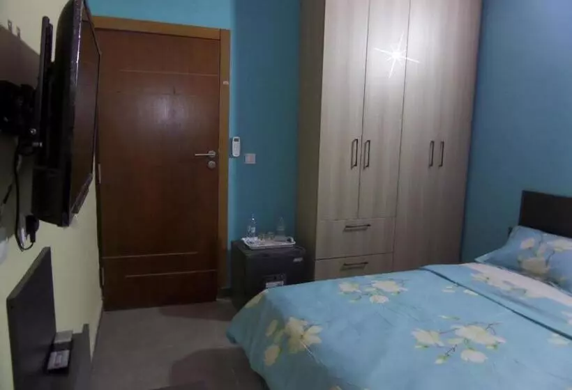 پانسیون The Landing Lodge Abidjan