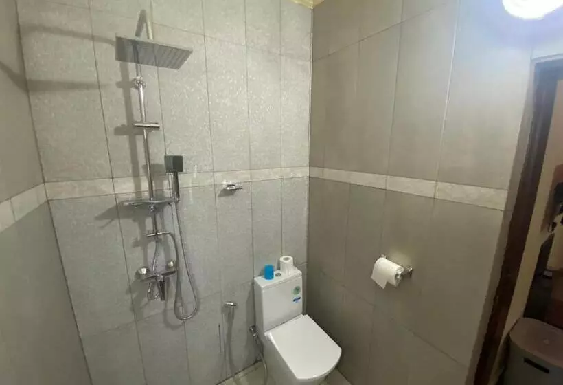 پانسیون The Landing Lodge Abidjan