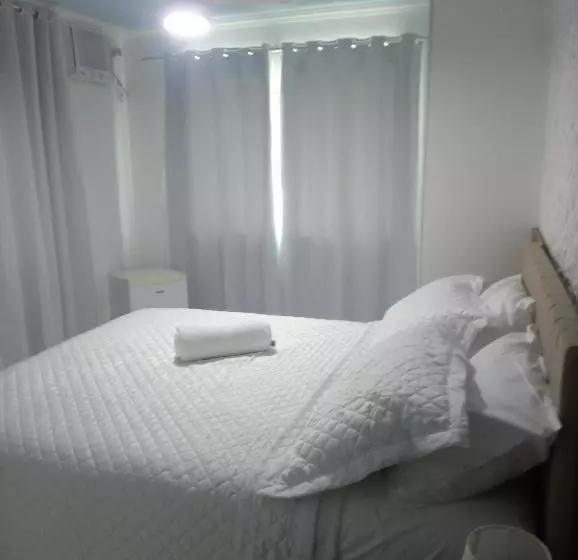 Retkeilymaja Pousada Belo Sol