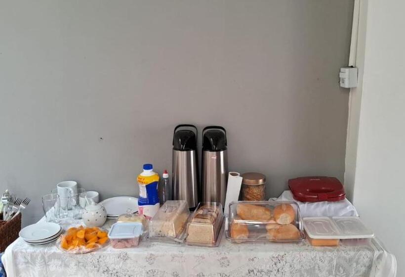 הוסטל Pousada Belo Sol