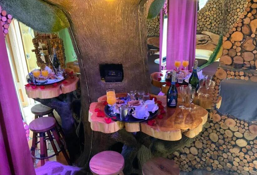 هتل Boutique El Duende Mantagua