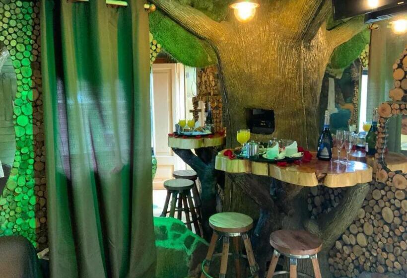 هتل Boutique El Duende Mantagua