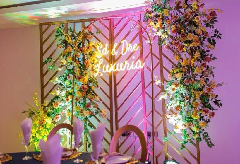 هتل Ed&dre Luxuria