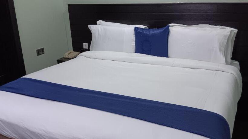 هتل Ed&dre Luxuria