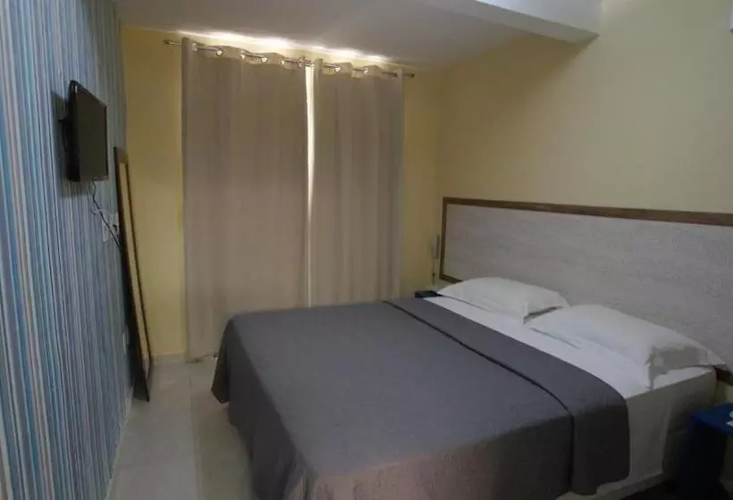 Hotelli I 7