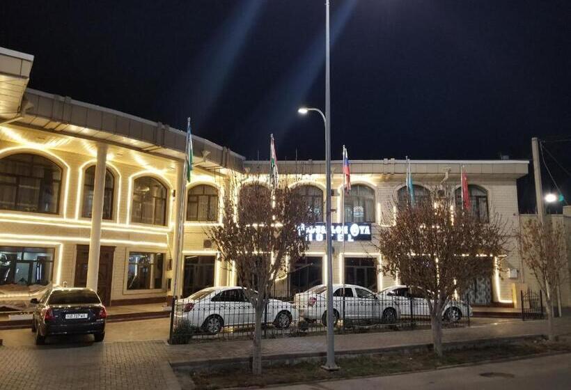 هتل Ota Abdusalom