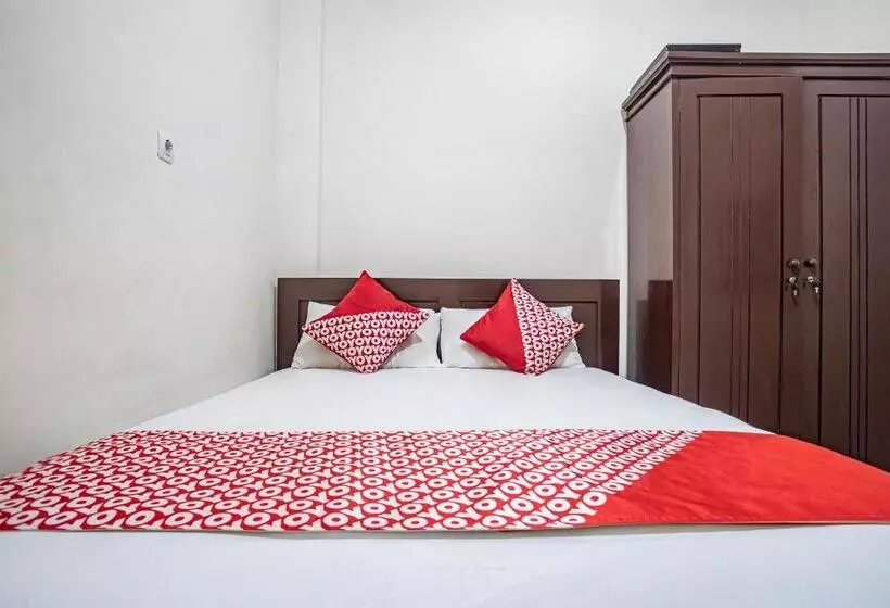 هتل Oyo 93477 Almahyra Guest House Syariah