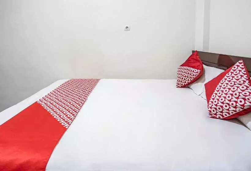 هتل Oyo 93477 Almahyra Guest House Syariah