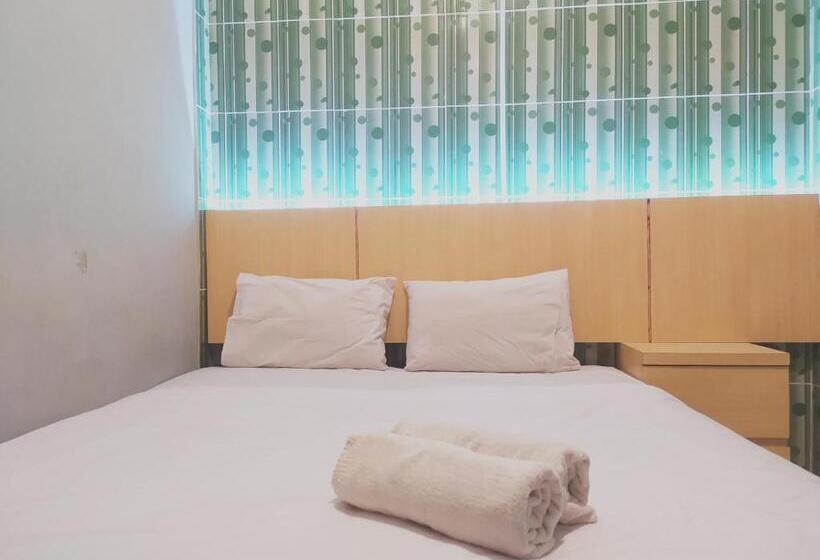 Hotel Reddoorz At Deamartaloka Colomadu Solo