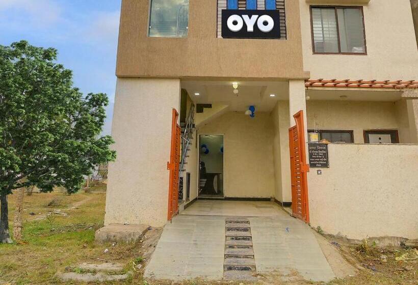 Hotel Spot On Shri G K Palace