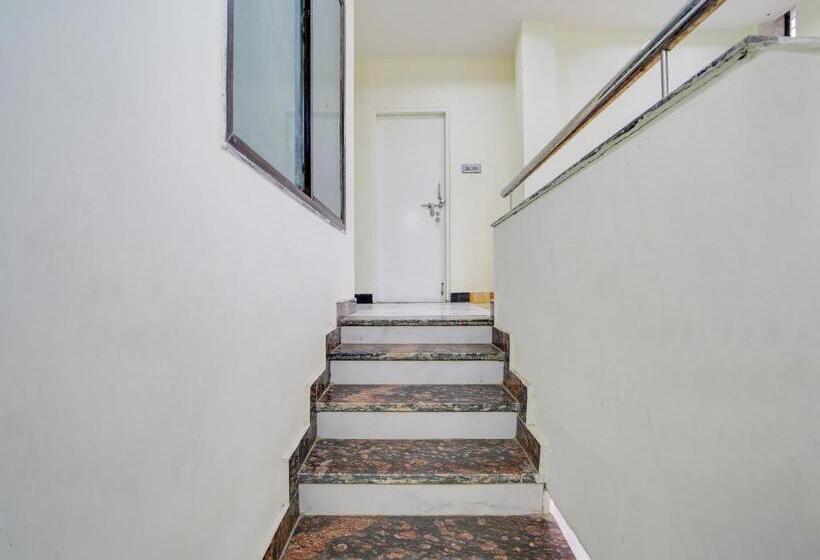 Hotel Spot On Shri G K Palace