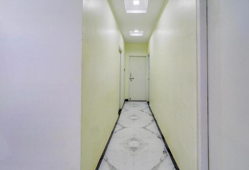 Hotel Spot On Shri G K Palace