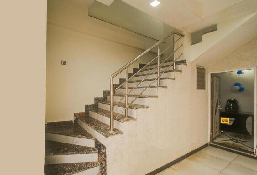 Hotel Spot On Shri G K Palace