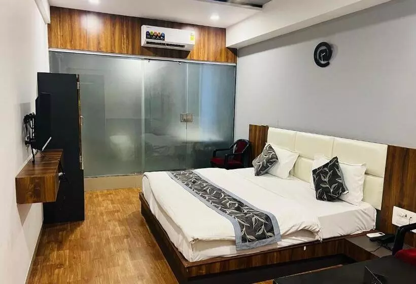 ホテル The Valentine