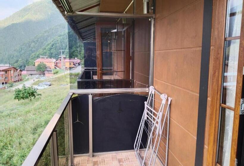 Monoi̇r Sui̇te Apart In Uzungöl