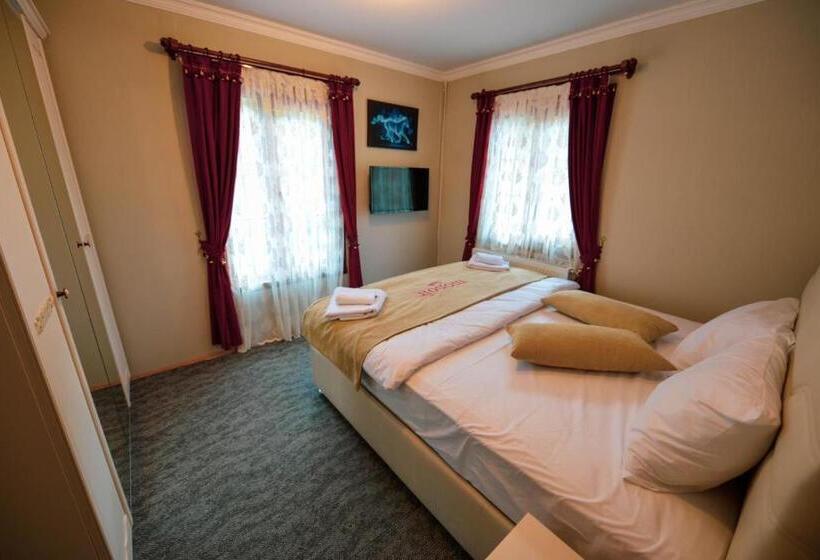 Monoi̇r Sui̇te Apart In Uzungöl