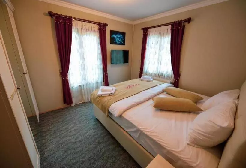 Monoi̇r Sui̇te Apart In Uzungöl