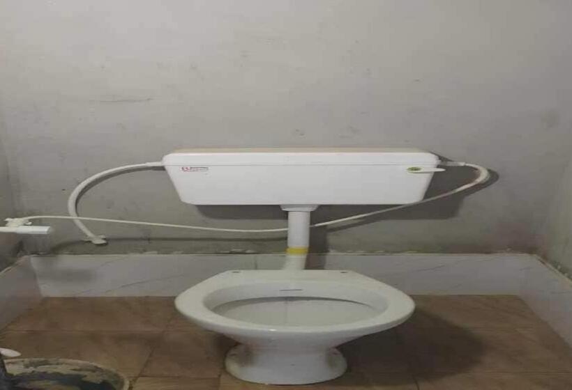 Oyo Hotel Moonlight Palace