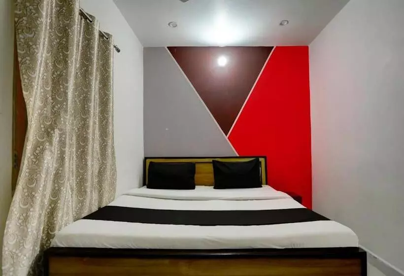 Hotelli O Sharma Guest House