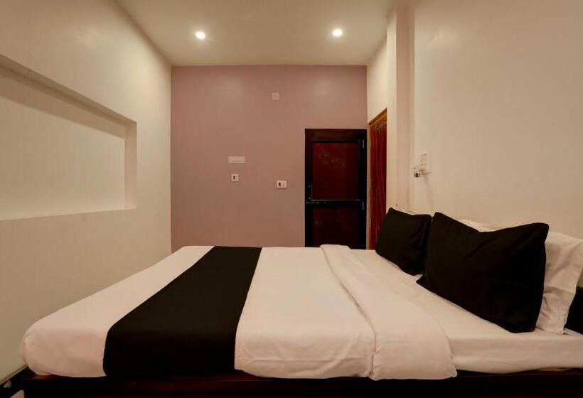 호텔 O Sharma Guest House