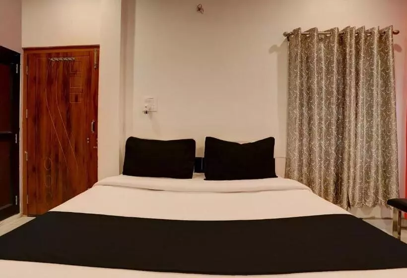 Hotelli O Sharma Guest House