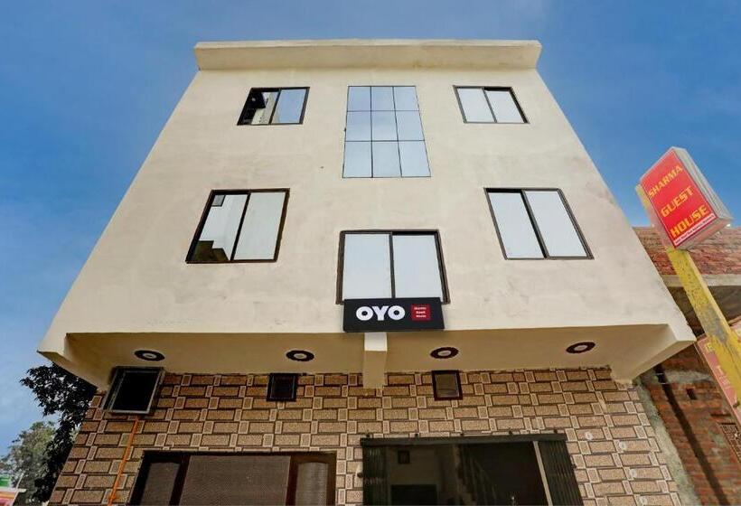 호텔 O Sharma Guest House
