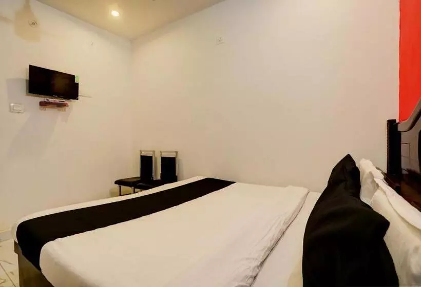 Hotelli O Sharma Guest House