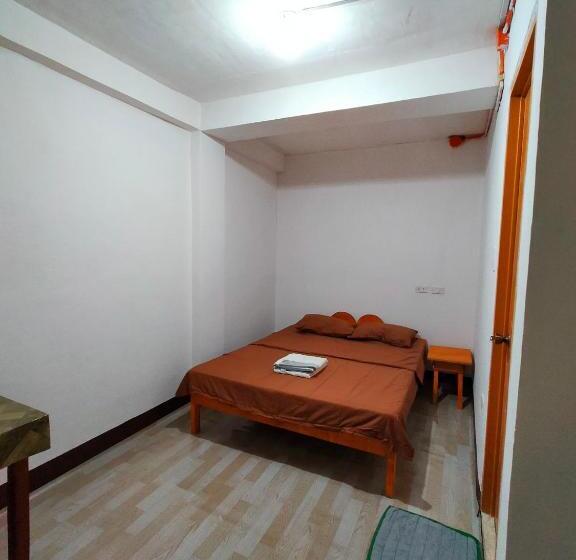 פנסיון Aunora Superior Room