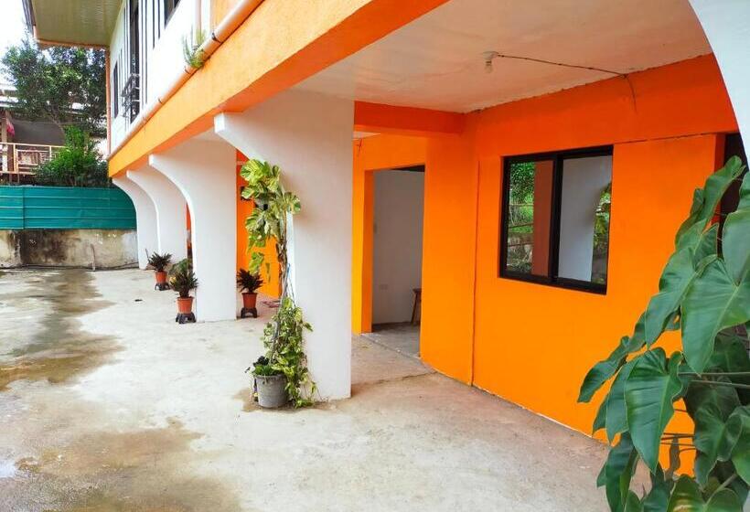 פנסיון Aunora Superior Room