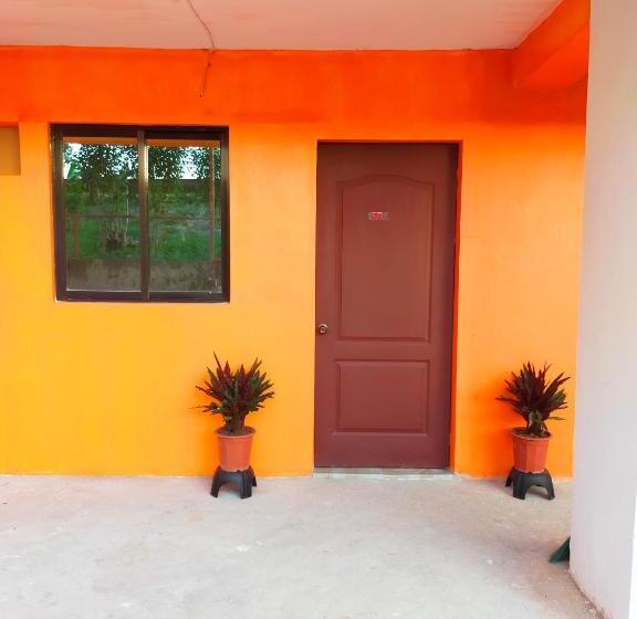 פנסיון Aunora Superior Room