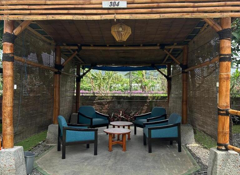 Pansiyon Bata Merah Guesthouse Batu