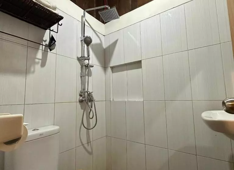 Pensione Bata Merah Guesthouse Batu
