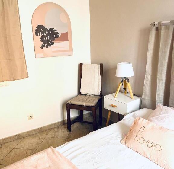 פנסיון Chambre Indépendante à Lezignan La Cèbe