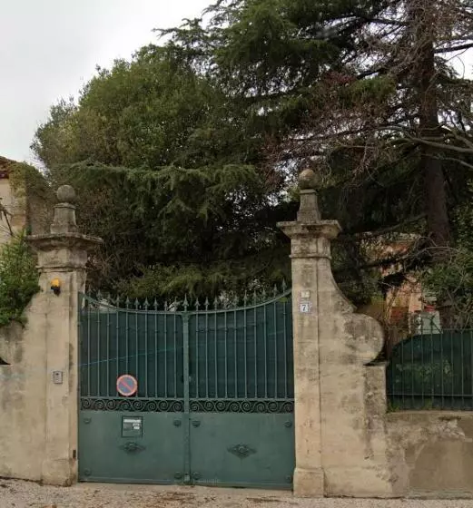 ペンション Chambre Indépendante à Lezignan La Cèbe