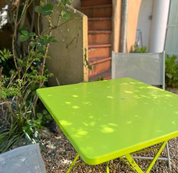 פנסיון Chambre Indépendante à Lezignan La Cèbe