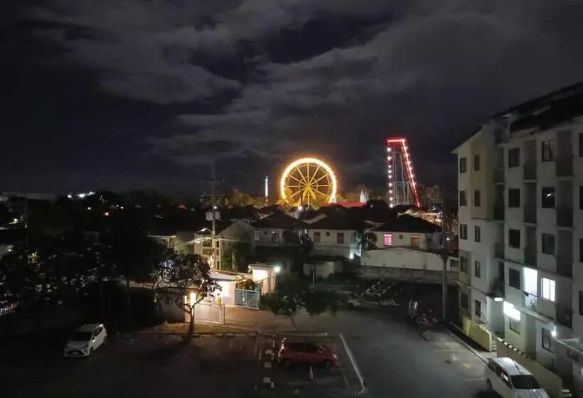 Majatalo El Meir Staycation Smart Cabin Beside Enchanted Kingdom