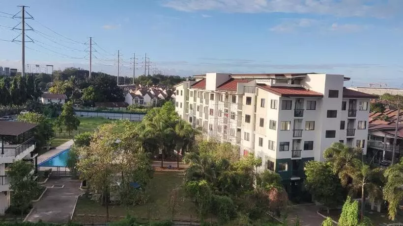 Majatalo El Meir Staycation Smart Cabin Beside Enchanted Kingdom